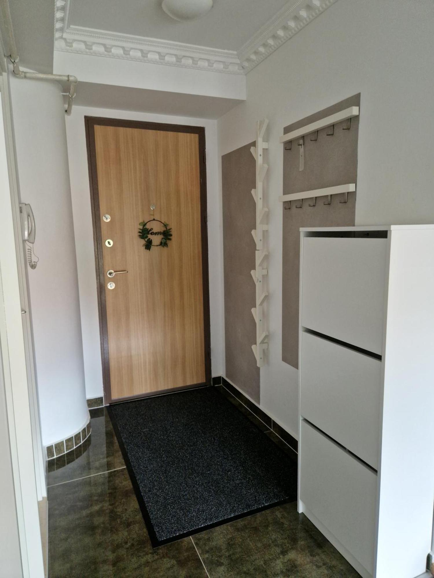 Apartament In Otopeni Eksteriør billede