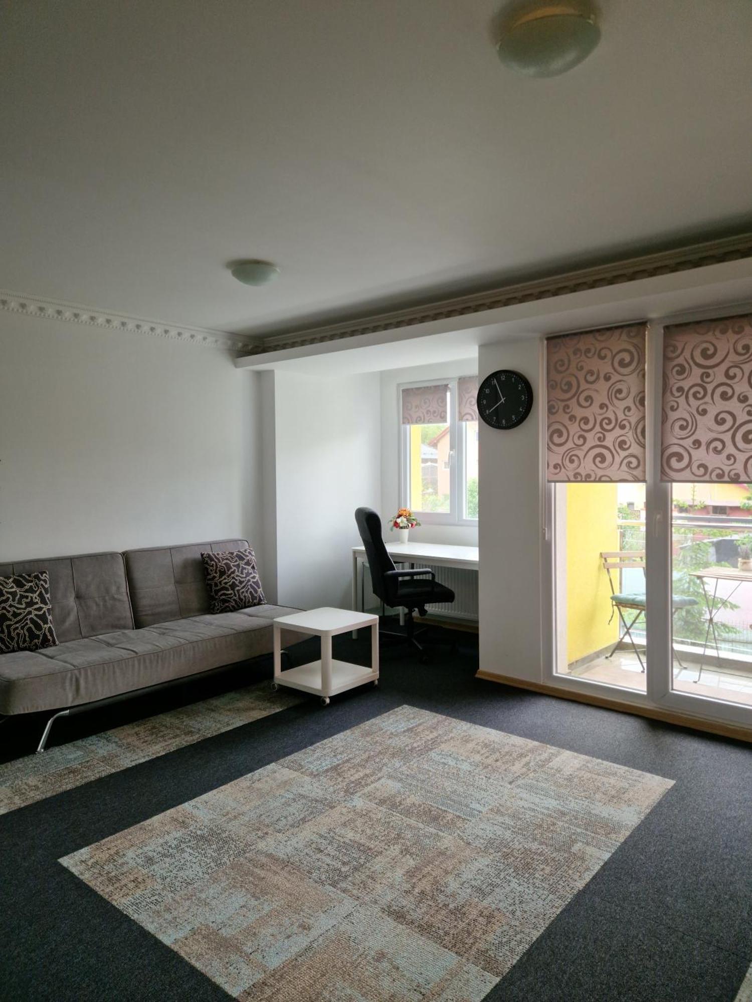 Apartament In Otopeni Eksteriør billede