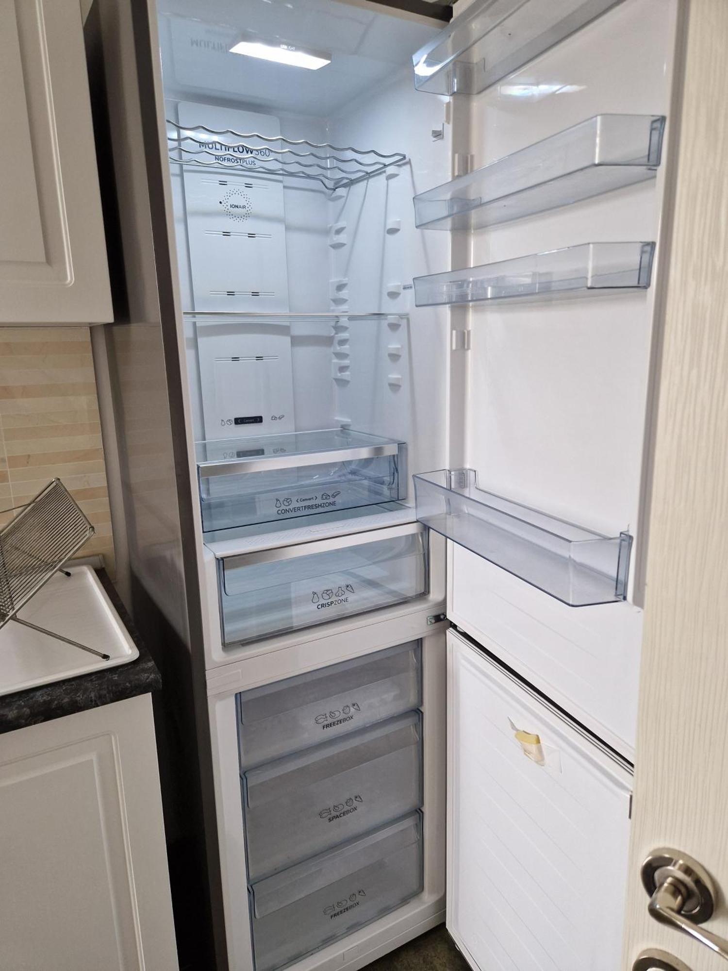 Apartament In Otopeni Eksteriør billede